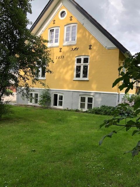 Bed & Breakfast Alleso Gl. Sognefoged Gard